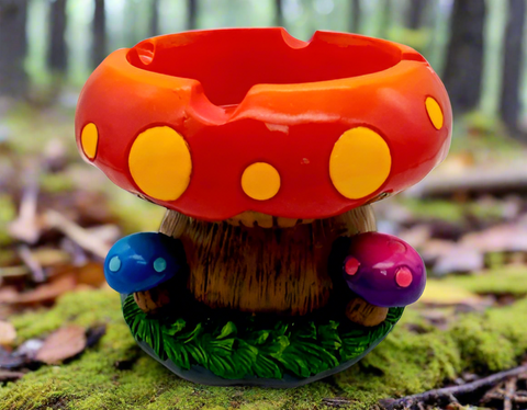 Wise Skies Mushroom Ashtray - Red